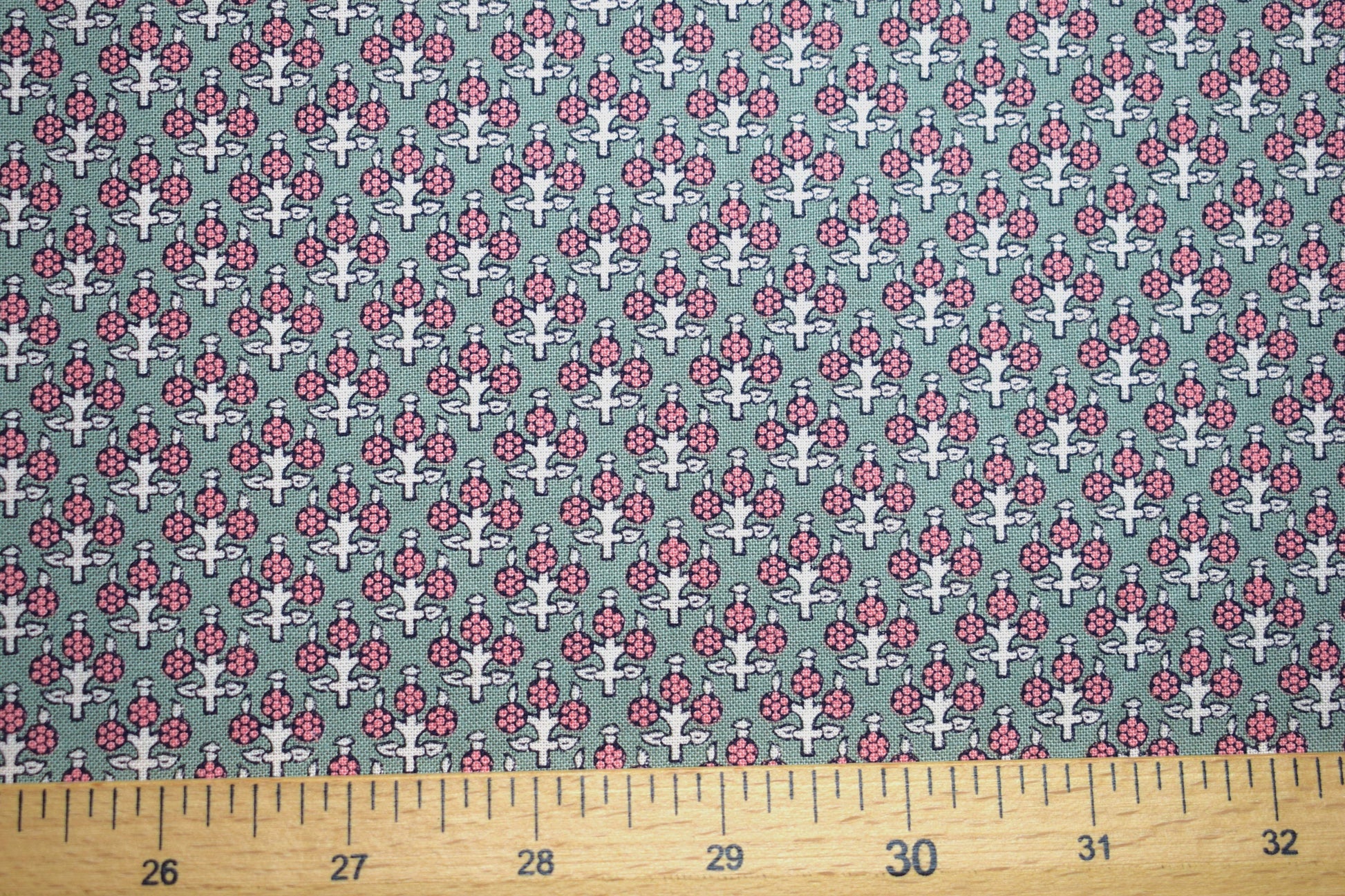 scottish fabric, thistle fabric, Green heraldic fabric ,quilting fabric, cotton fabric, Price by the Half Metre The Quilt Sanctuary