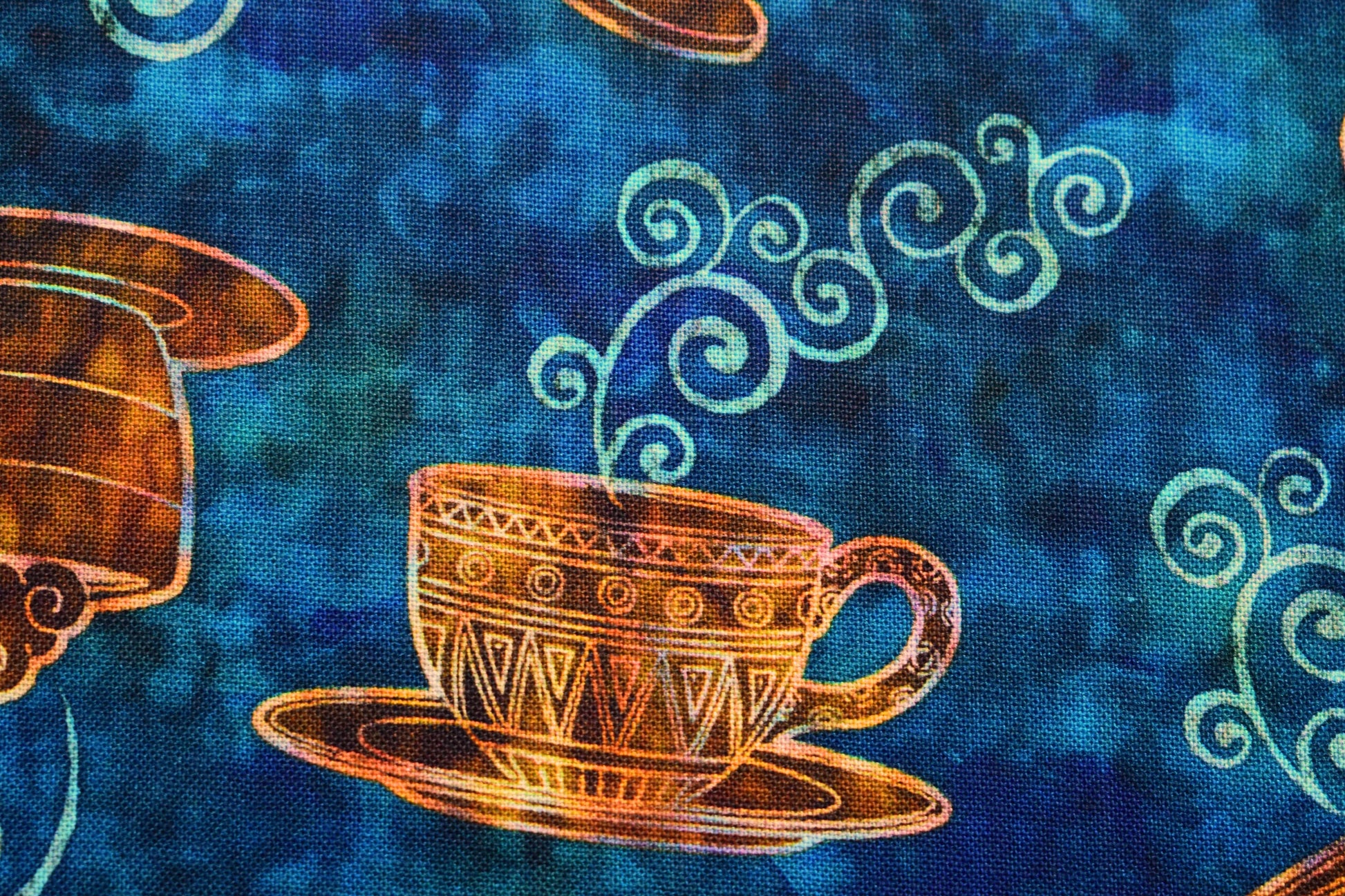 large coffee cup fabric, Quilting fabric, cotton fabric, quilting treasures, cafe all day - Price by the Half Metre The Quilt Sanctuary