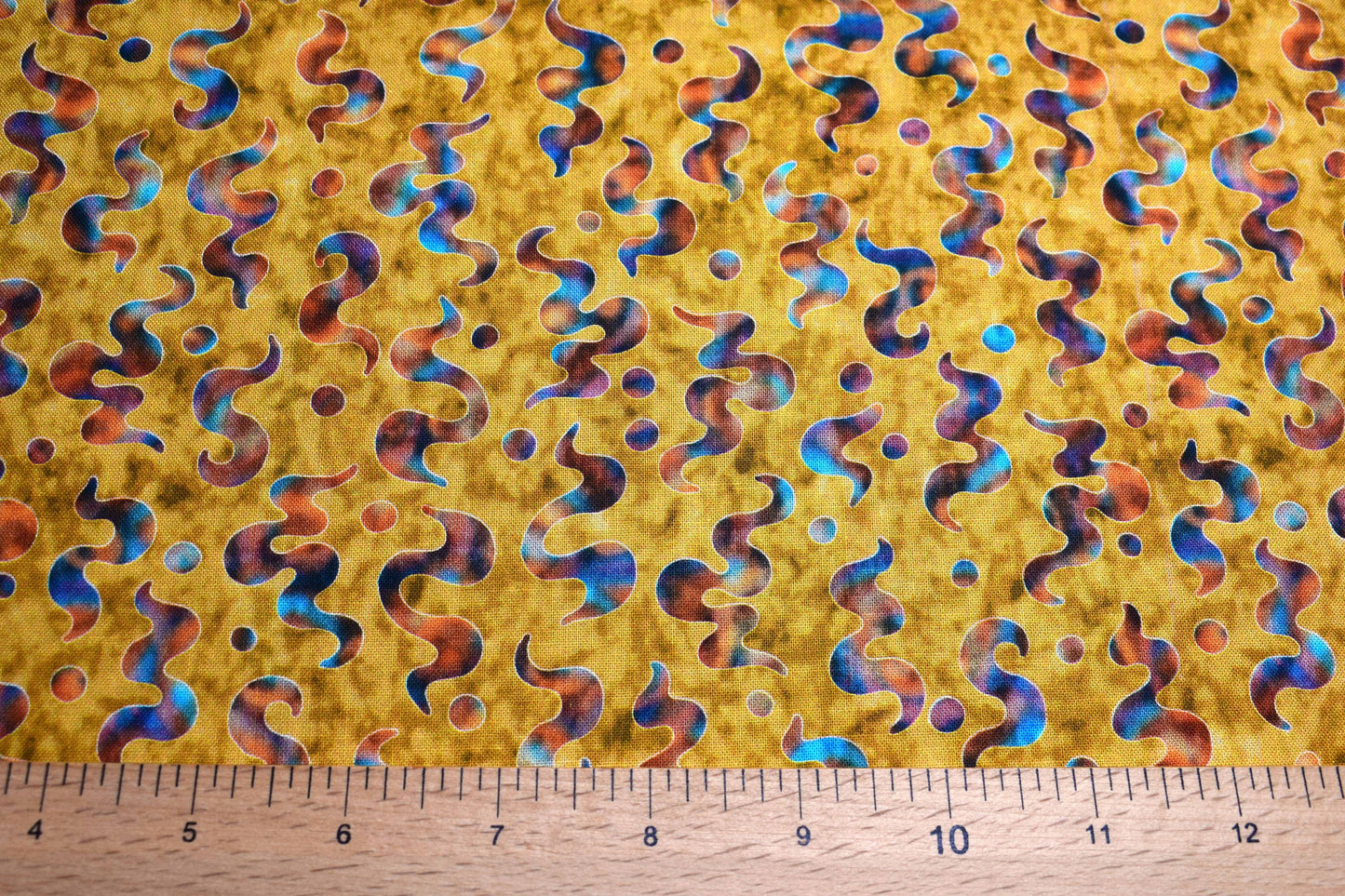 wavy steam fabric, Quilting fabric, cotton fabric, quilting treasures, cafe all day - Price by the Half Metre The Quilt Sanctuary