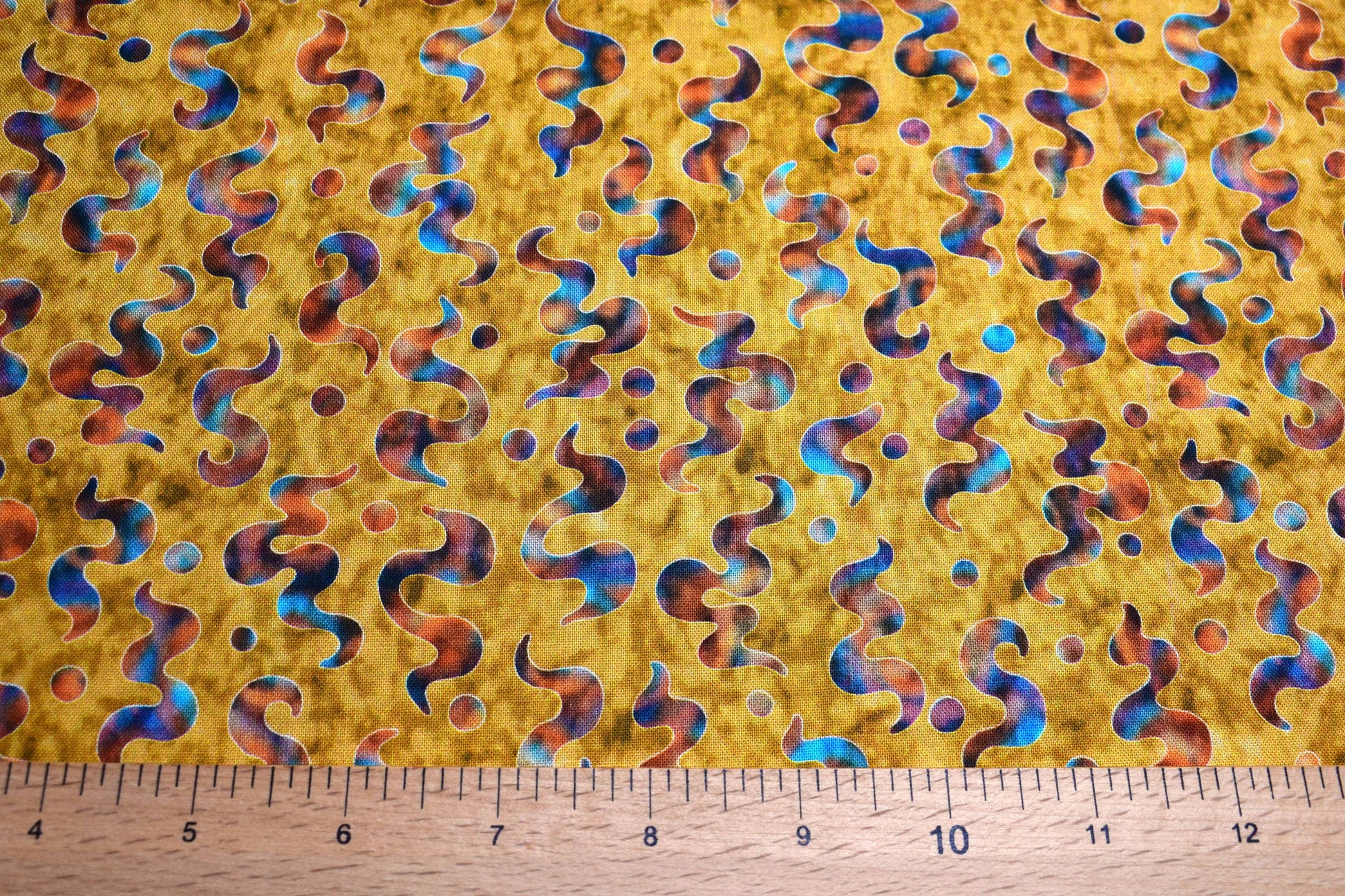 wavy steam fabric, Quilting fabric, cotton fabric, quilting treasures, cafe all day - Price by the Half Metre The Quilt Sanctuary