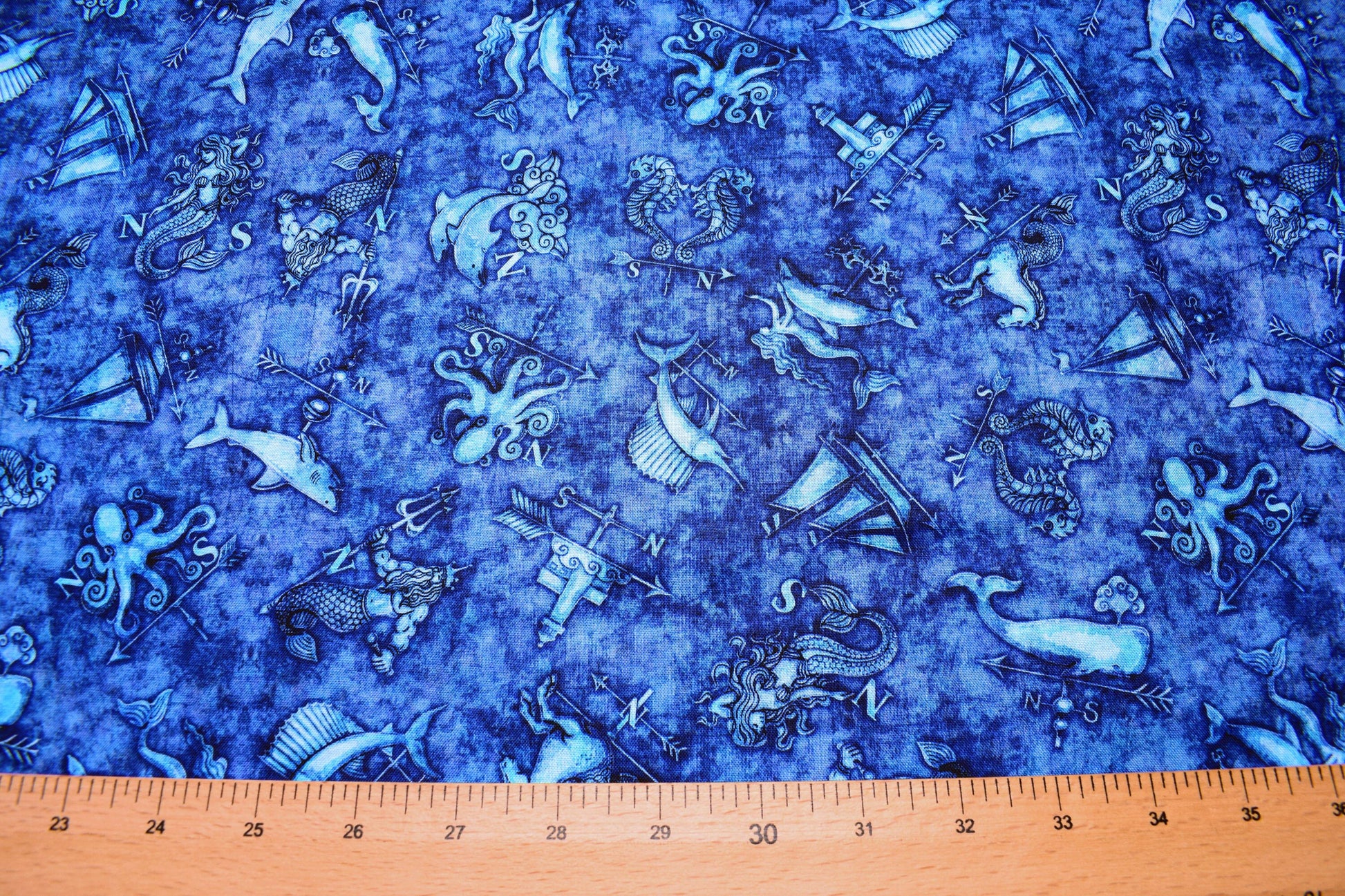 Navy ships compass fabric, Quilting fabric, Smooth Sailing, price by the half metre The Quilt Sanctuary