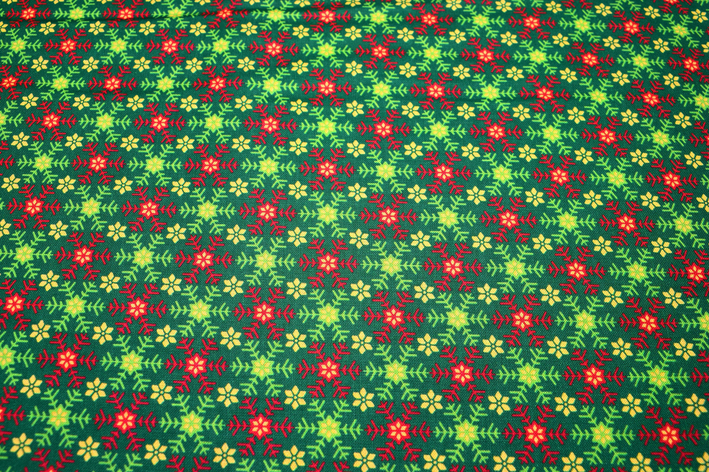 Green snowflake fabric, Santa's List, Christmas Quilting fabric, price by the half metre The Quilt Sanctuary