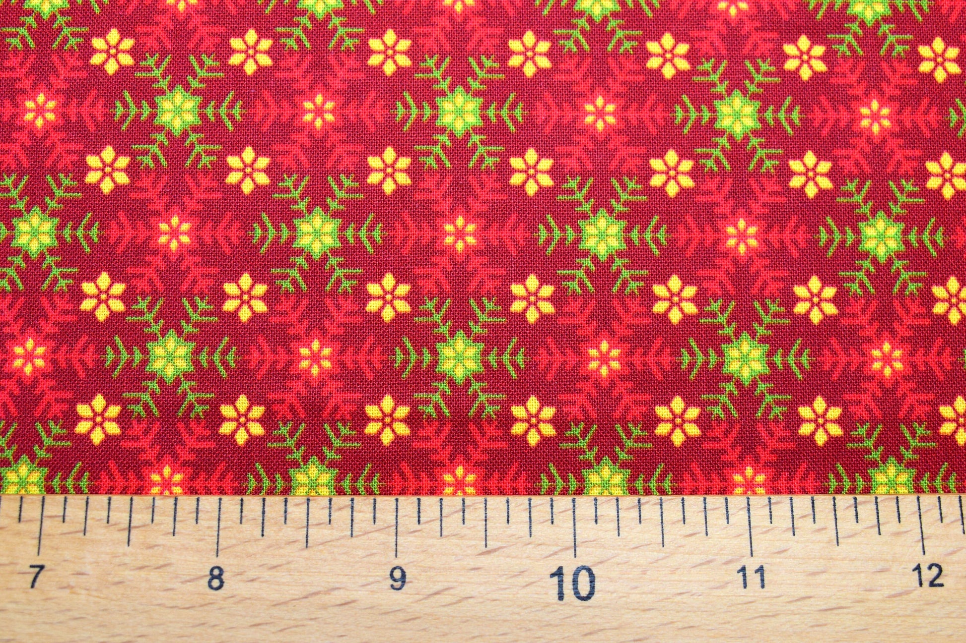 Red snowflake fabric, Santa's List, Christmas Quilting fabric, price by the half metre The Quilt Sanctuary