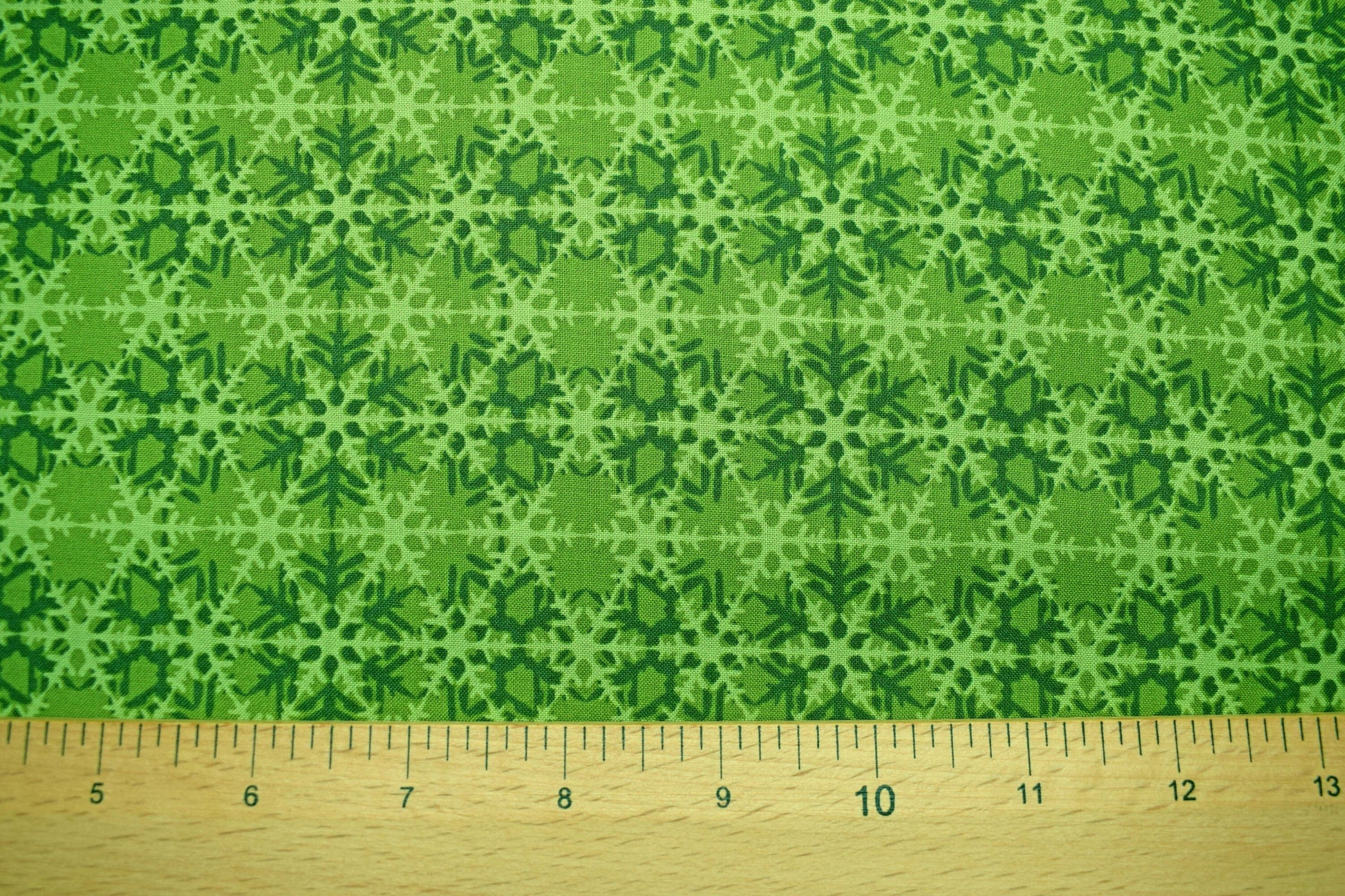 Lime Green lattice fabric, Celestial Winter Fabric , Quilting fabric, Jason Yenter - Price by the Half Metre The Quilt Sanctuary