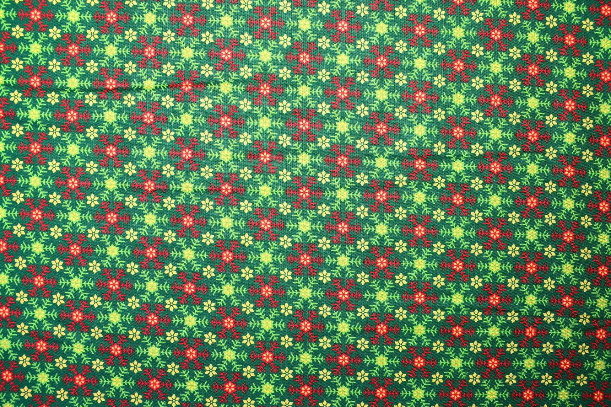 Green snowflake fabric, Santa's List, Christmas Quilting fabric, price by the half metre The Quilt Sanctuary