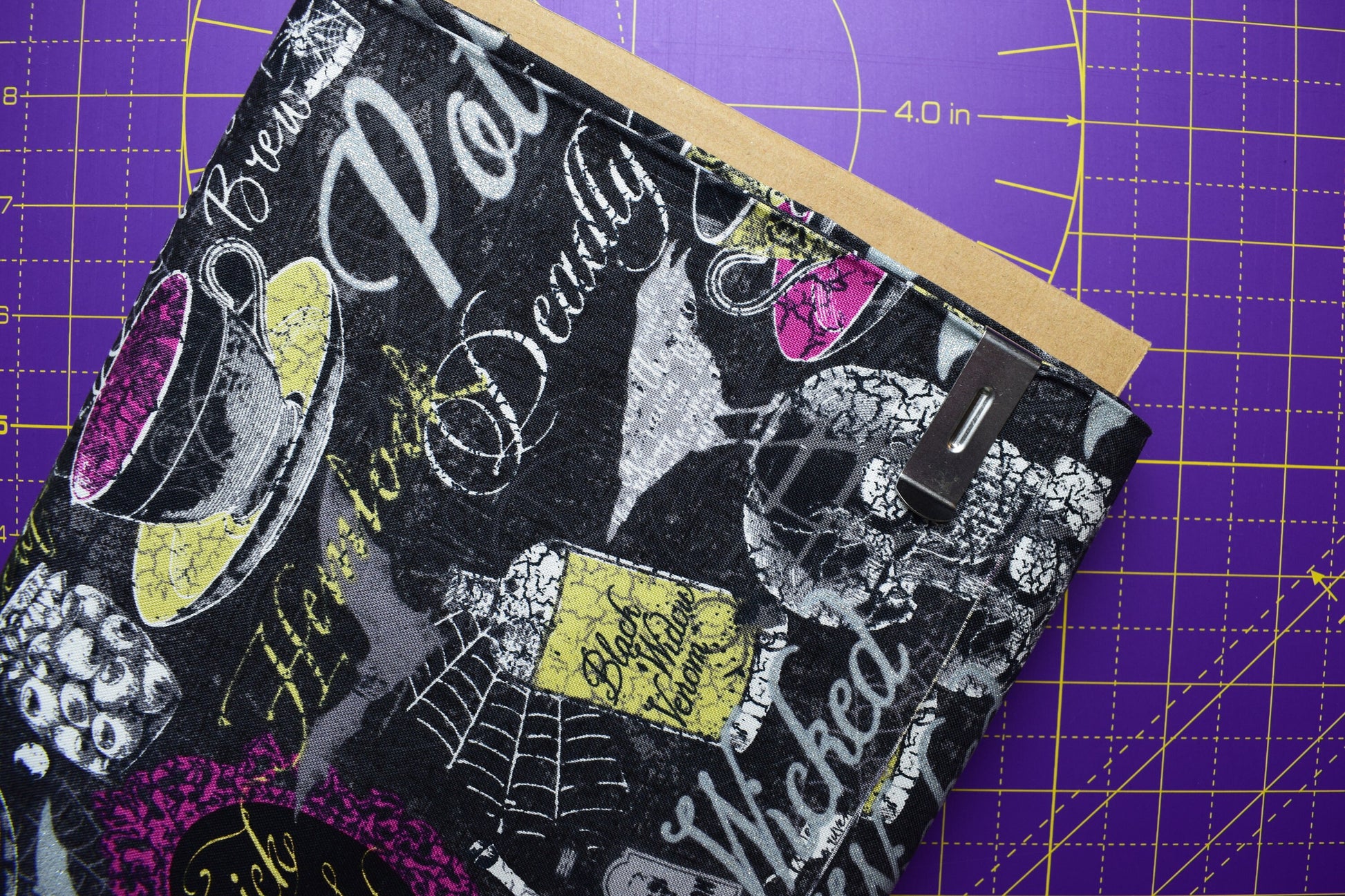 Bolt Buddies, fabric clips, fabric organiser, quilting notions, price per bag on 10 The Quilt Sanctuary
