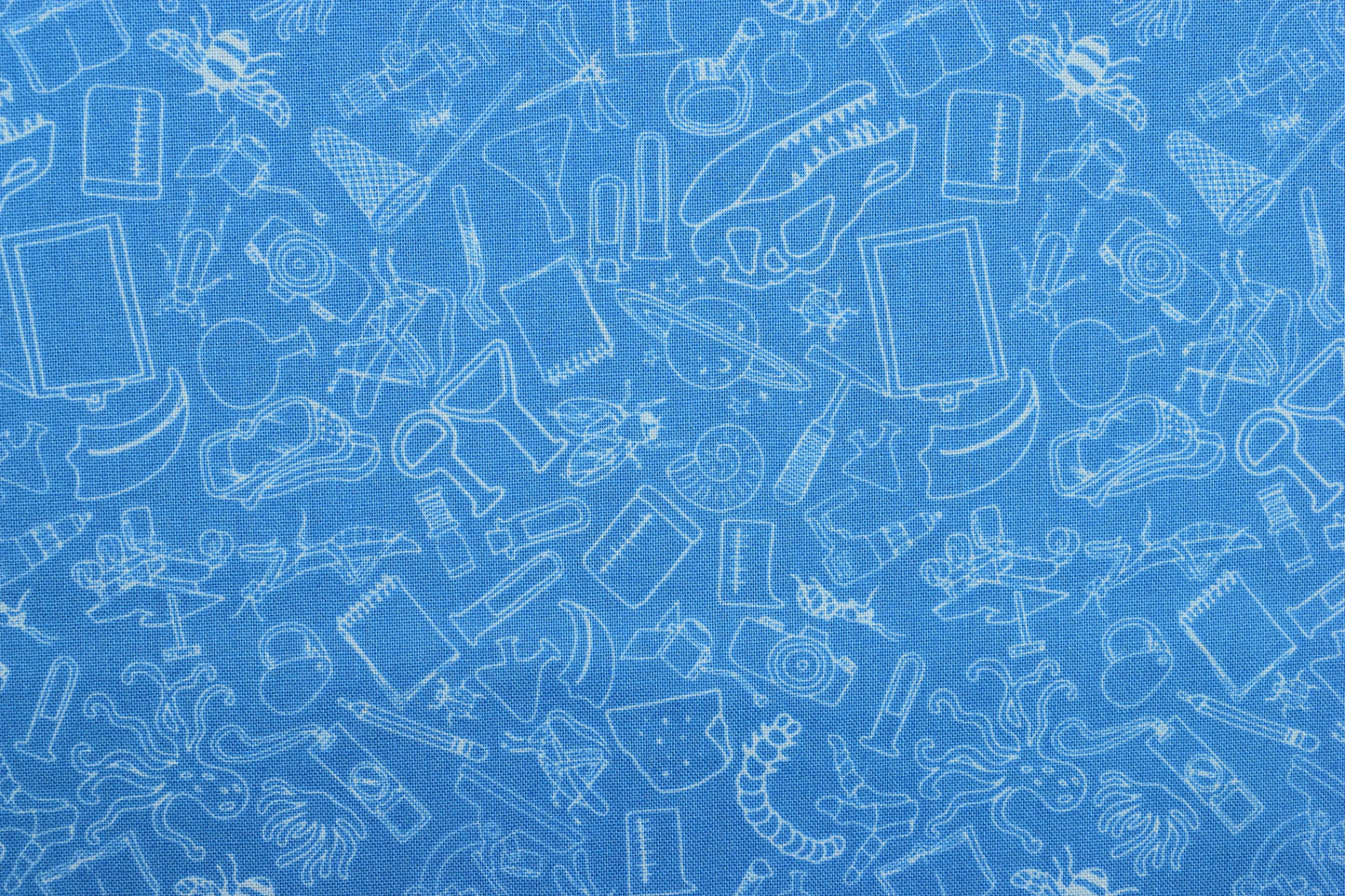 Blue scientific Quilting Fabric, Natural History Museum, cotton fabric - Price by the Half Metre The Quilt Sanctuary