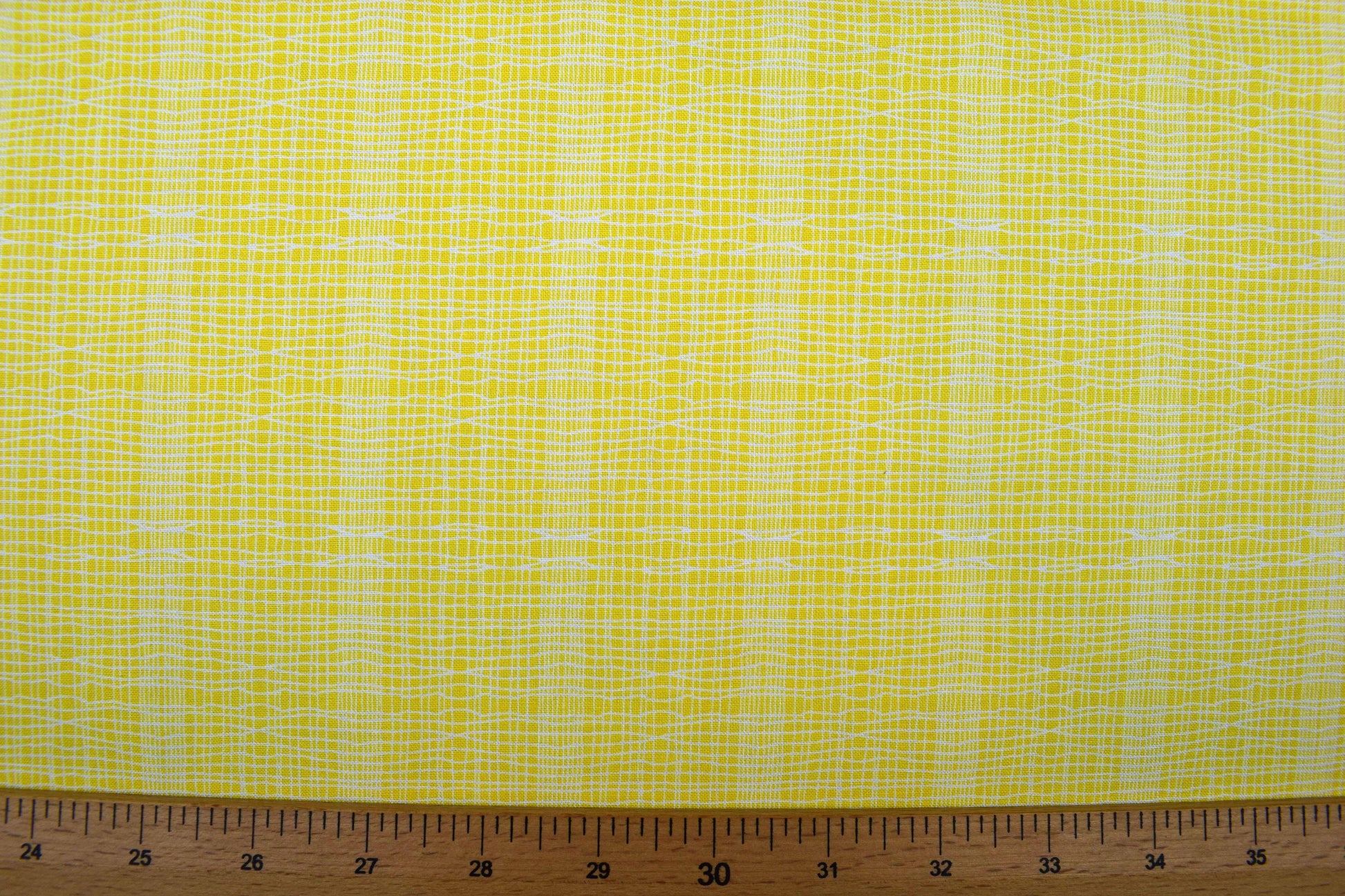 yellow checked fabric, yellow blender, Quilting fabric, Makower fabric - Price by the Half Metre The Quilt Sanctuary