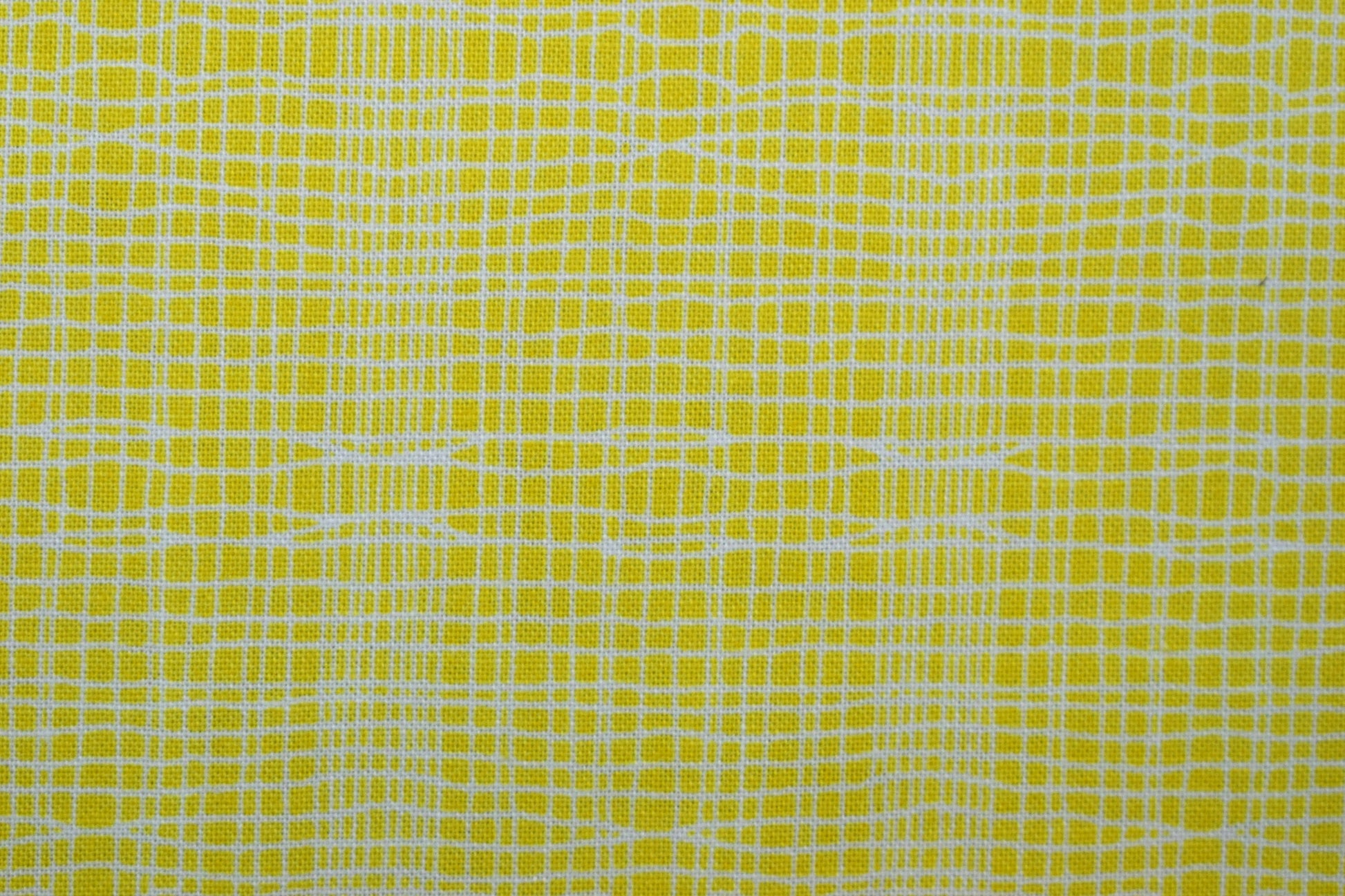 yellow checked fabric, yellow blender, Quilting fabric, Makower fabric - Price by the Half Metre The Quilt Sanctuary