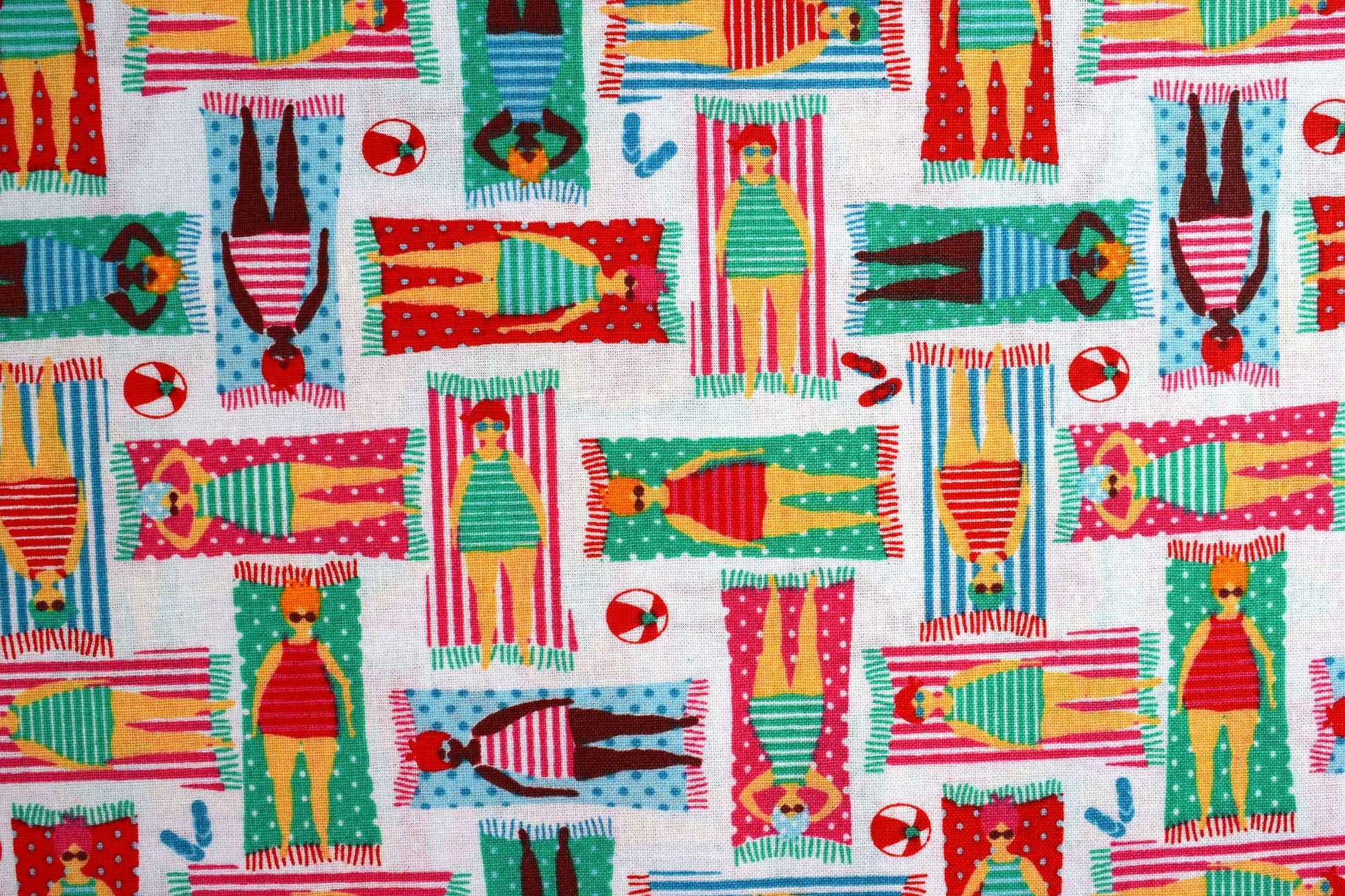 Sunbathing fabric , Quilting fabric, cotton fabric, summer holidays - Price by the Half Metre The Quilt Sanctuary