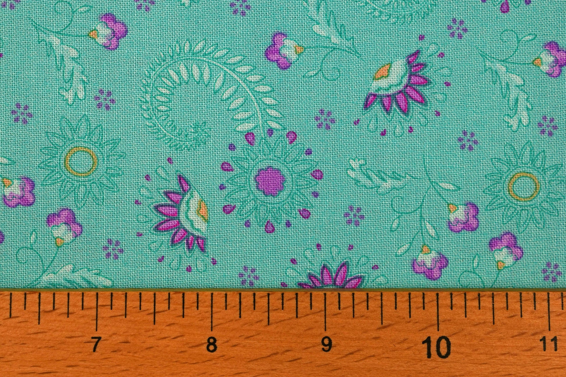 flowers on mint Fabric, cotton quilting fabric, Elegant Peacock - Price by the Half Metre The Quilt Sanctuary