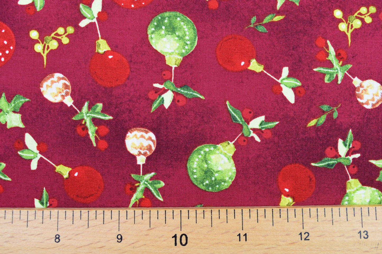 Red Christmas Bauble fabric, Christmas fabric, quilting fabric, O Christmas Tree - Price by the Half Metre The Quilt Sanctuary