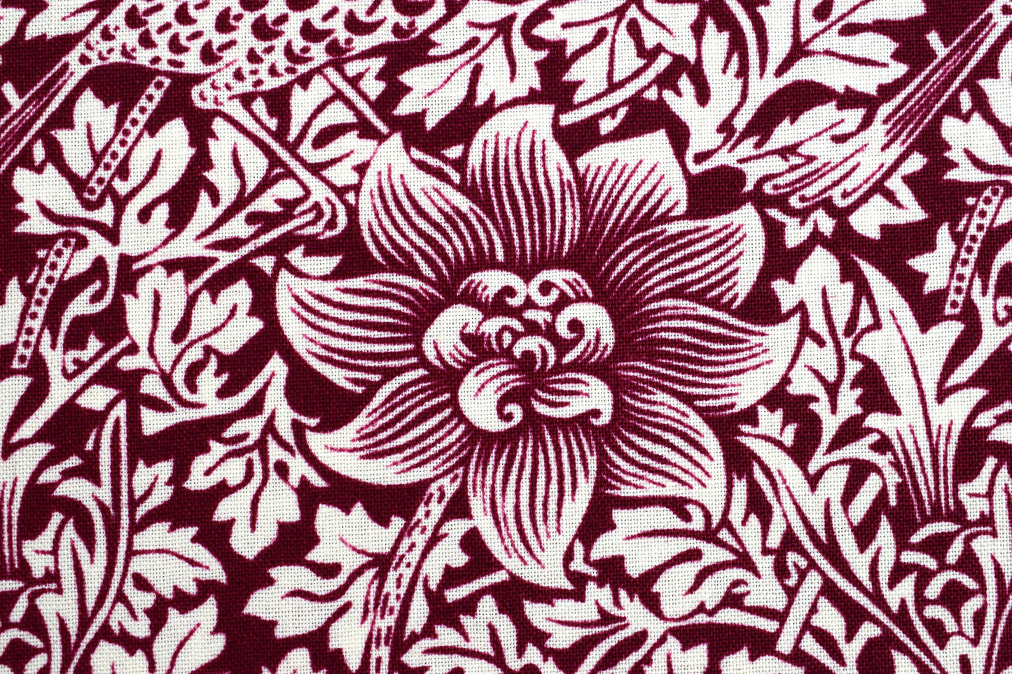 William Morris bird and Anemone fabric, burgundy Quilting fabric, cotton fabric - Price by the Half Metre The Quilt Sanctuary