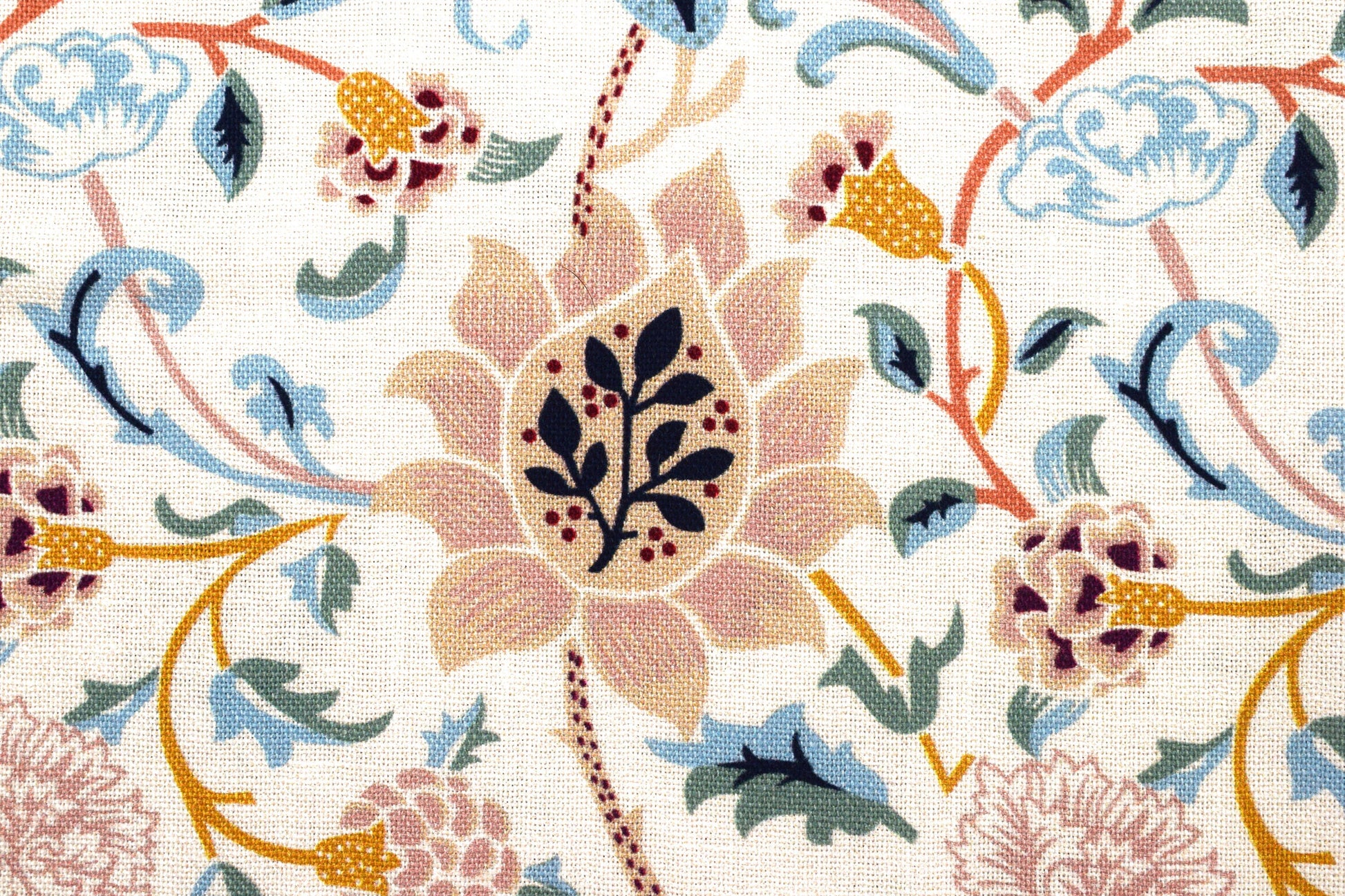 William Morris Evenlode, Natures dream, organic Quilting fabric, floral cotton fabric - Price by the Half Metre The Quilt Sanctuary