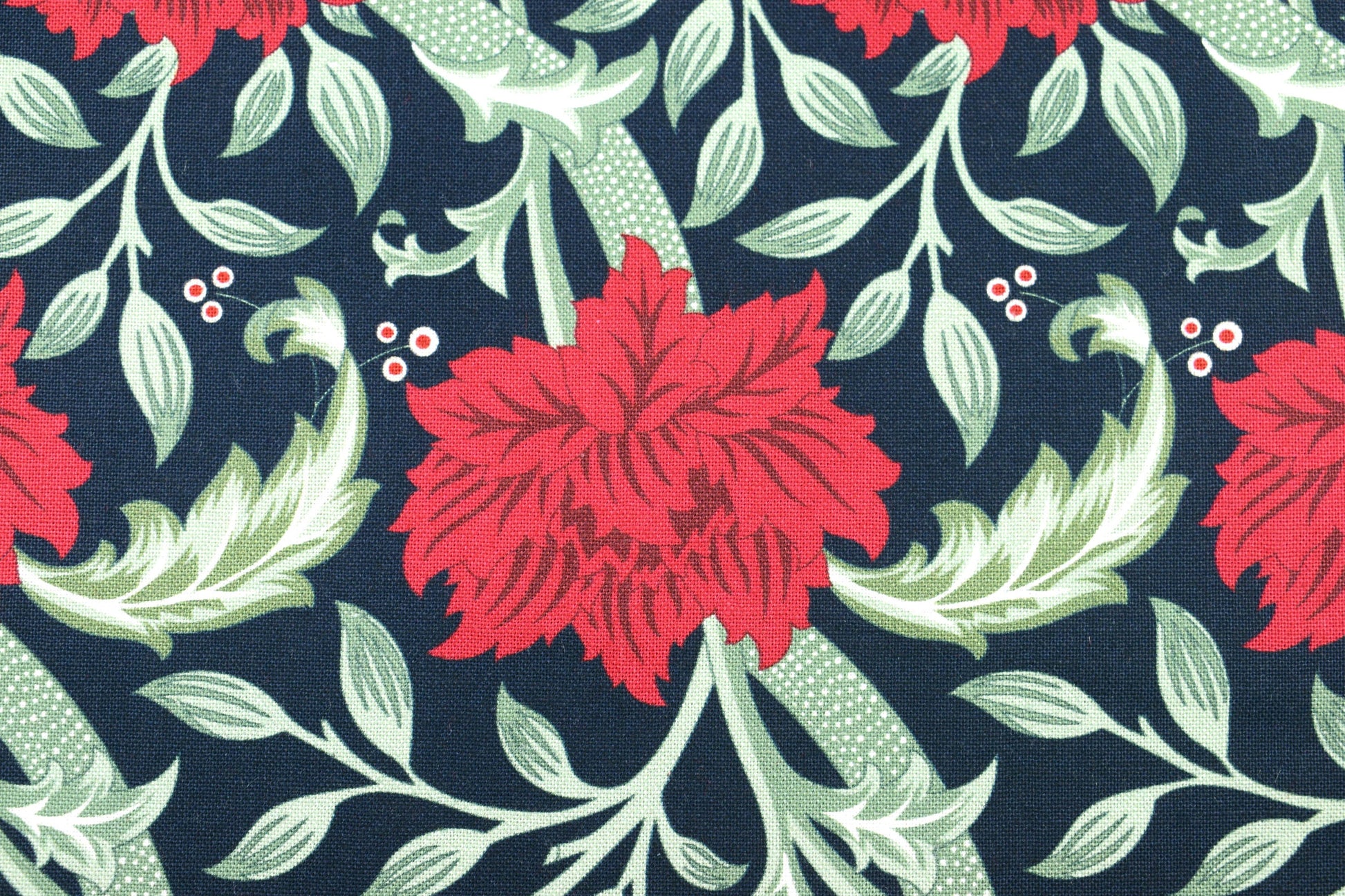 William Morris Hammersmith fabric, Quilting fabric, cotton fabric, yuletide bloom - Price by the Half Metre The Quilt Sanctuary
